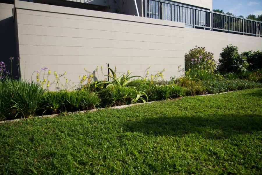 Garden Services Ballito - Landscaping | Paving | Irrigation. Eco Balance Landscapes excels at indigenous horticulture design and maintenance.