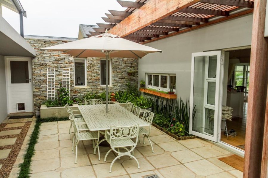Garden Services Ballito - Landscaping | Paving | Irrigation. Eco Balance Landscapes excels at indigenous horticulture design and maintenance.