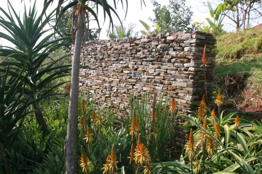 Garden Services Ballito - Landscaping | Paving | Irrigation. Eco Balance Landscapes excels at indigenous horticulture design and maintenance.