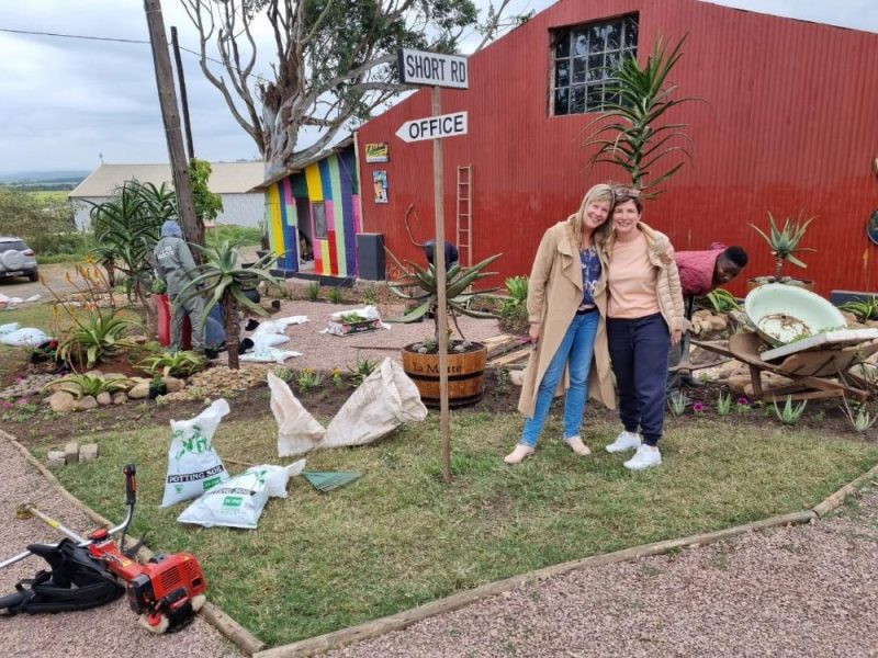 Garden Services Ballito - Landscaping | Paving | Irrigation. Eco Balance Landscapes excels at indigenous horticulture design and maintenance.